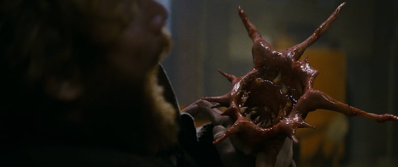 the thing prequel practical effects CGI